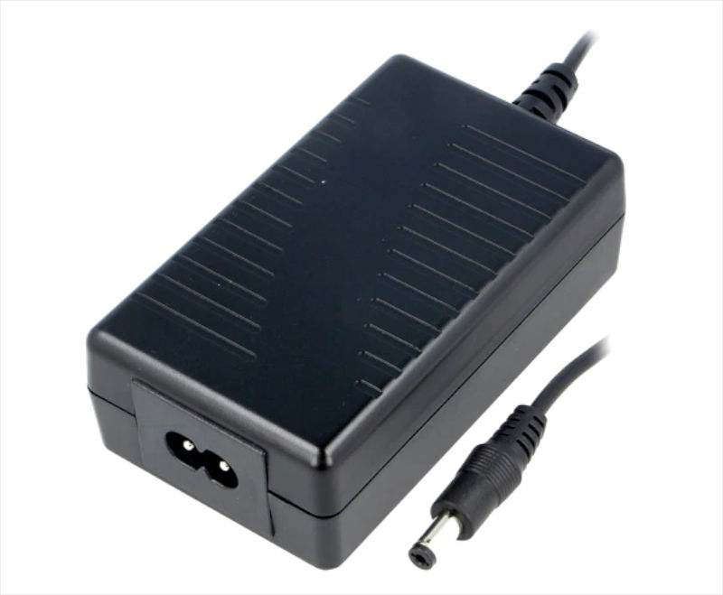 Alimentator 24V, 0.625A, 5.5x2.1mm, AC/DC, GS15B-6P1J, MEAN WELL