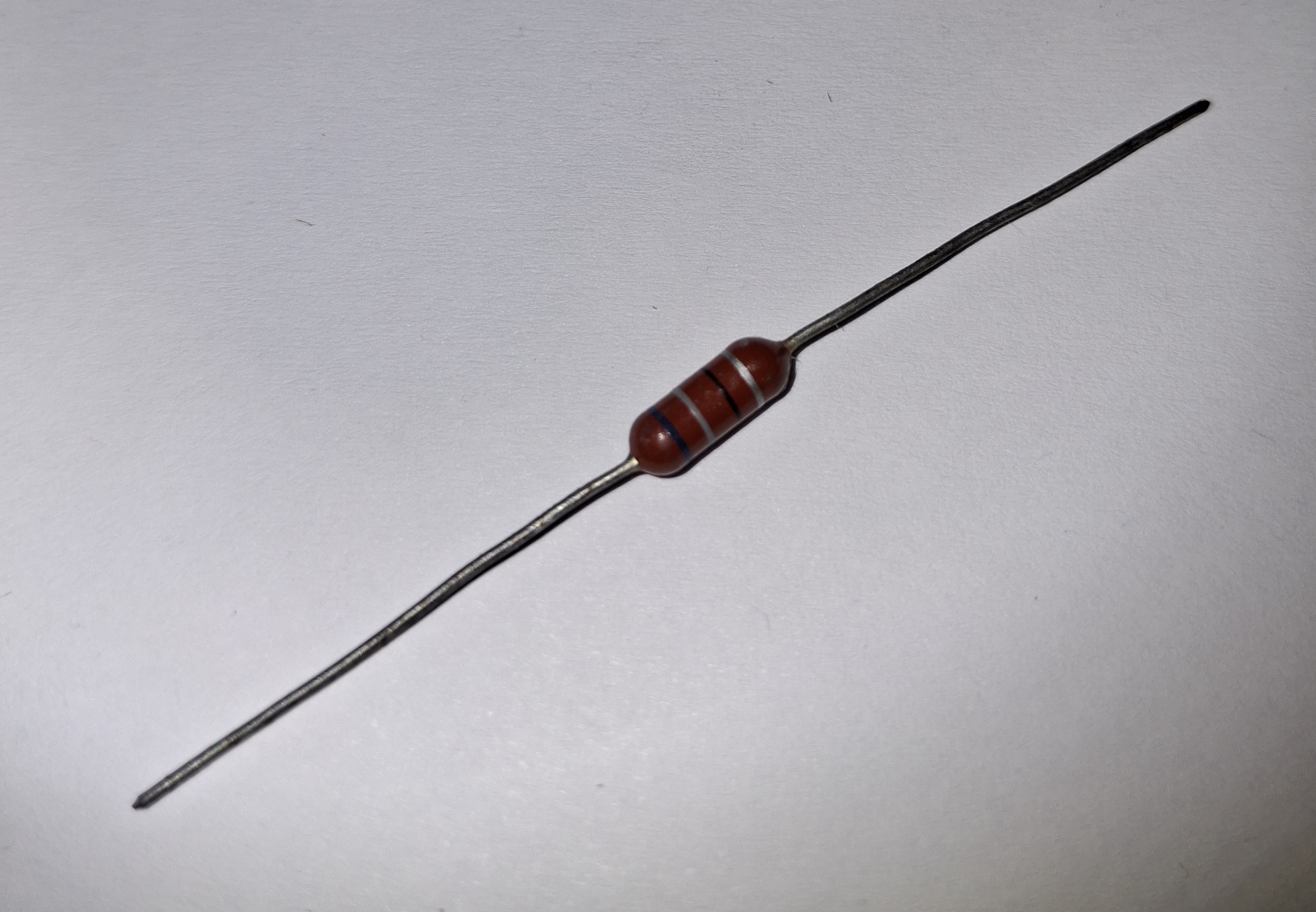 Rezistente de precizie tip MLT