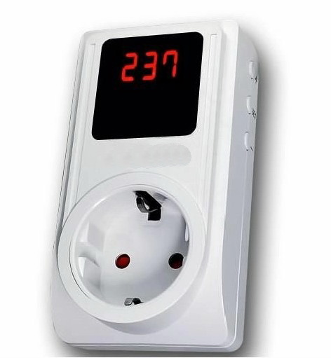 Stecher schuko cu protectie la joasa si inalta tensiune, setabile, delay reglabil, ecran digital, 3680W, SH-PROT/VSD01