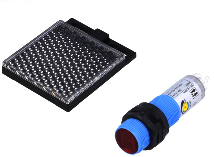 Senzor fotoelectric; M12, 0.05-7m; PNP; DARK-ON, LIGHT-ON; 100mA, VL180-2P42436, SICK